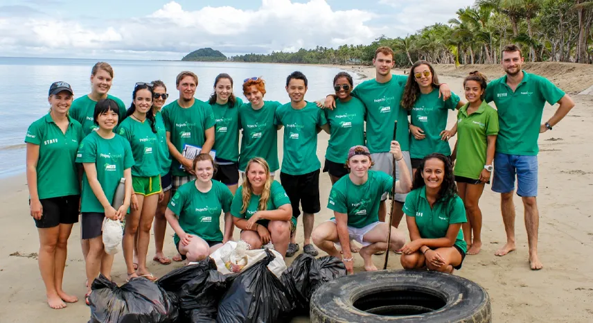 B_0004_Traveling with Purpose_ Volunteering and Making a Difference Abroad