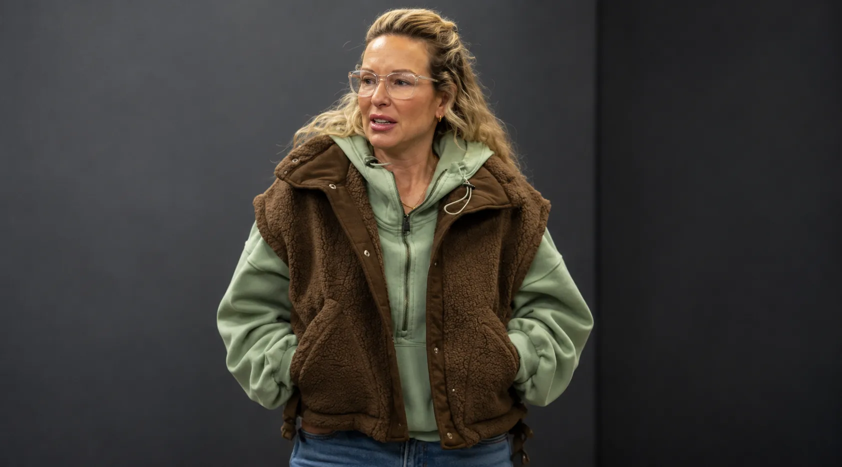 Baylen Out Loud S03 Julie Dupree Brown Sherpa Fleece Cropped Vest